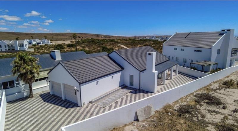 3 Bedroom Property for Sale in Golden Mile Western Cape